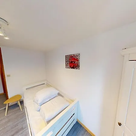 F5 - Rue Dauphine * Le Havre
