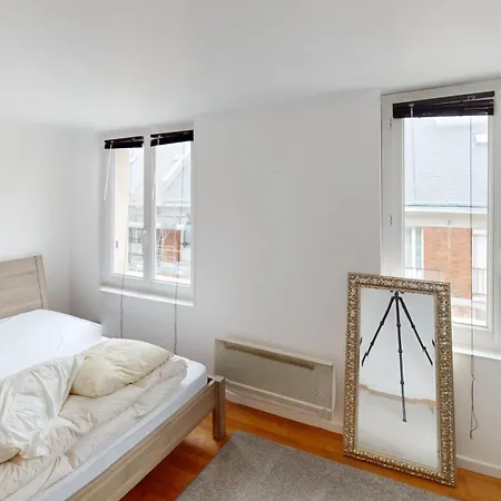 Apartment F5 - Rue Dauphine